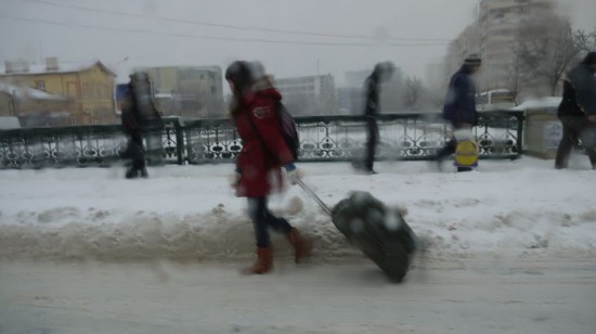 vremea in bucuresti strazi blocate cod portocaliu iarna viscol (19) vremea in bucuresti strazi blocate cod portocaliu iarna viscol (19)