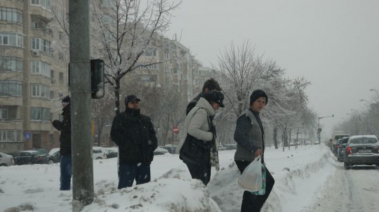 vremea in bucuresti strazi blocate cod portocaliu iarna viscol (39) vremea in bucuresti strazi blocate cod portocaliu iarna viscol (39)