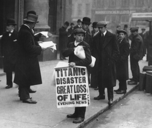 boy-selling-newspapers-about-titanic-sinking