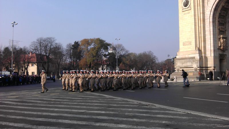 romanii au armata parada de 1 decembrie 2011 romanii sunt destepti 166