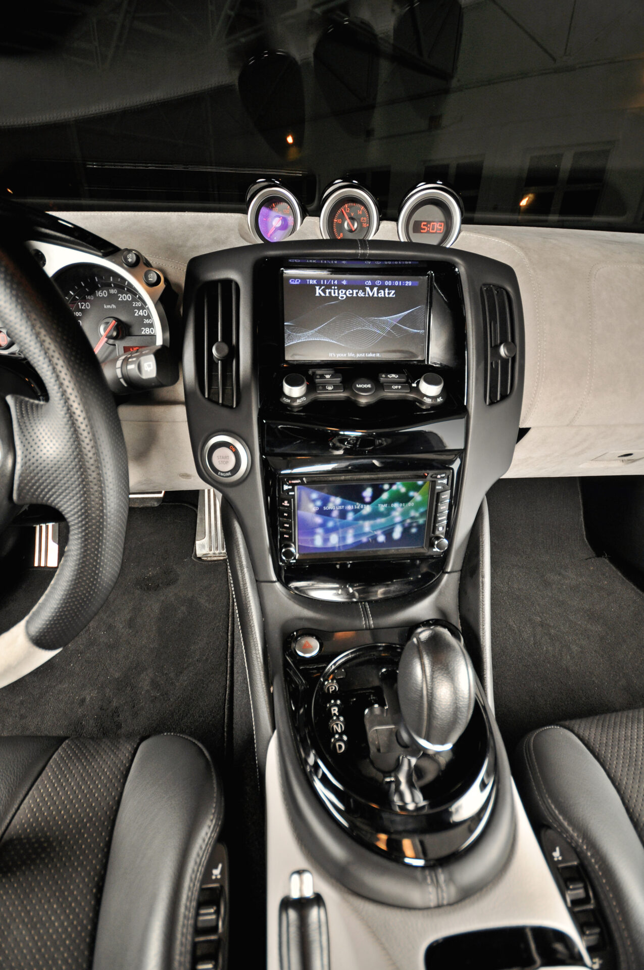 KM sistem audio pentru masina 8