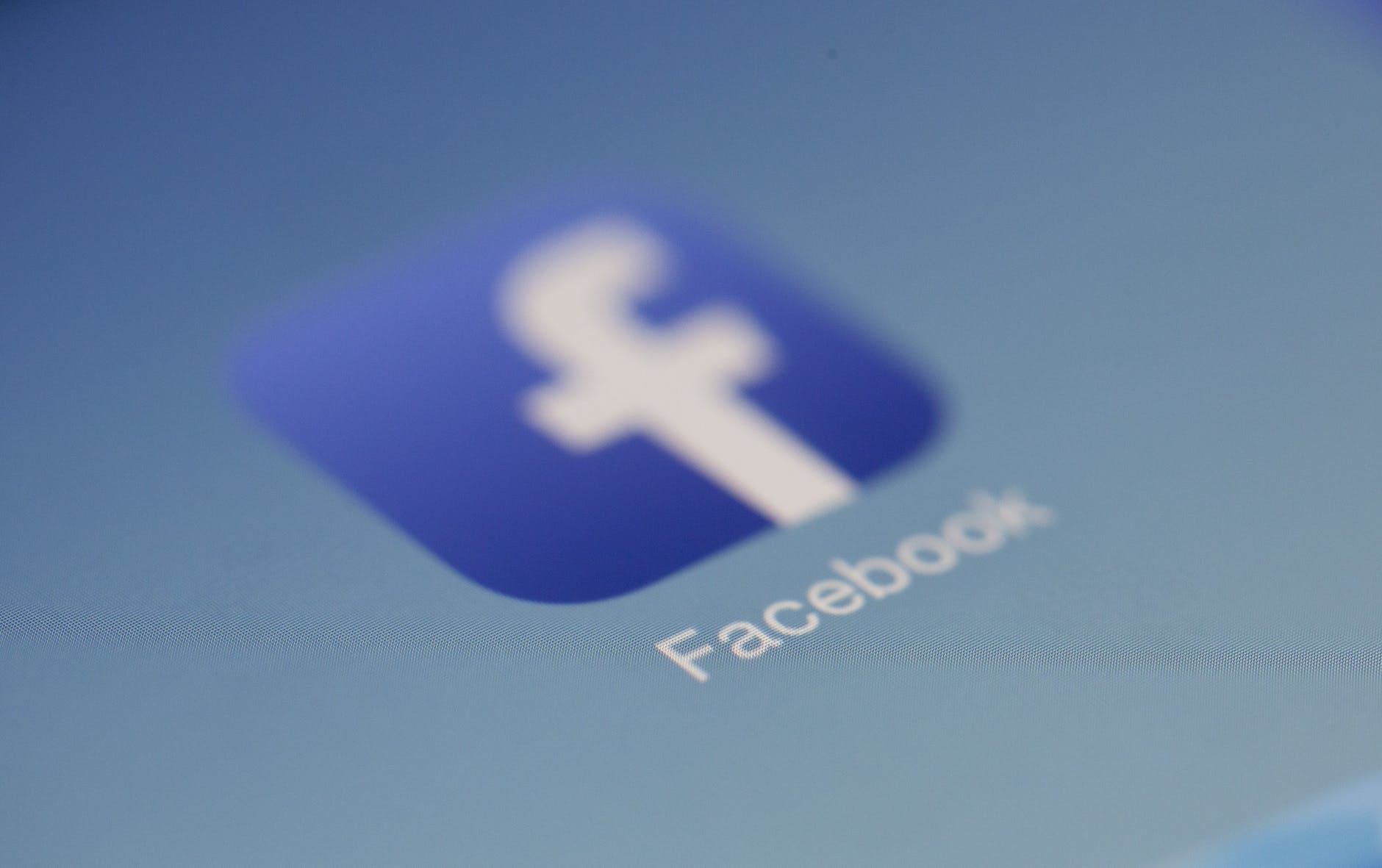 Facebook a scos știrile de pe rețeaua socială